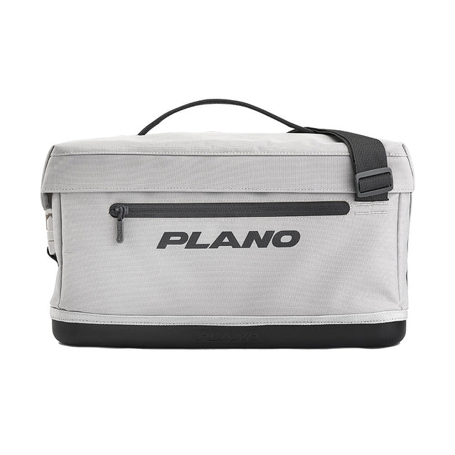 Plano Weekend Softsider Tackle Bag  3700 Series  Coast P000282